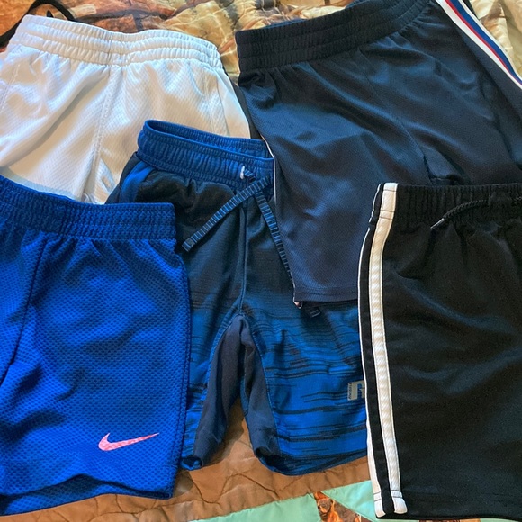 Boys athletic shorts 4-5 - Picture 1 of 6
